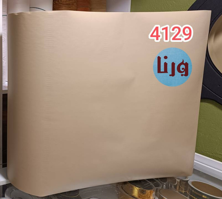 نمای نزدیک روبرو از رول برچسب کابینت نسکافهای پررنگ سوزنی کد ۴۱۲۹ برند یونیک با لوگوی ورنا برچسب