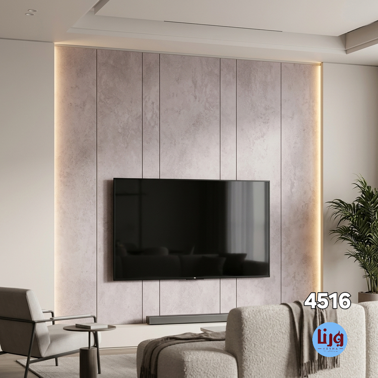 اجرای برچسب دیواری طرح بتن میکروکمنت طوسی یاسی روی دیوار تی وی وال