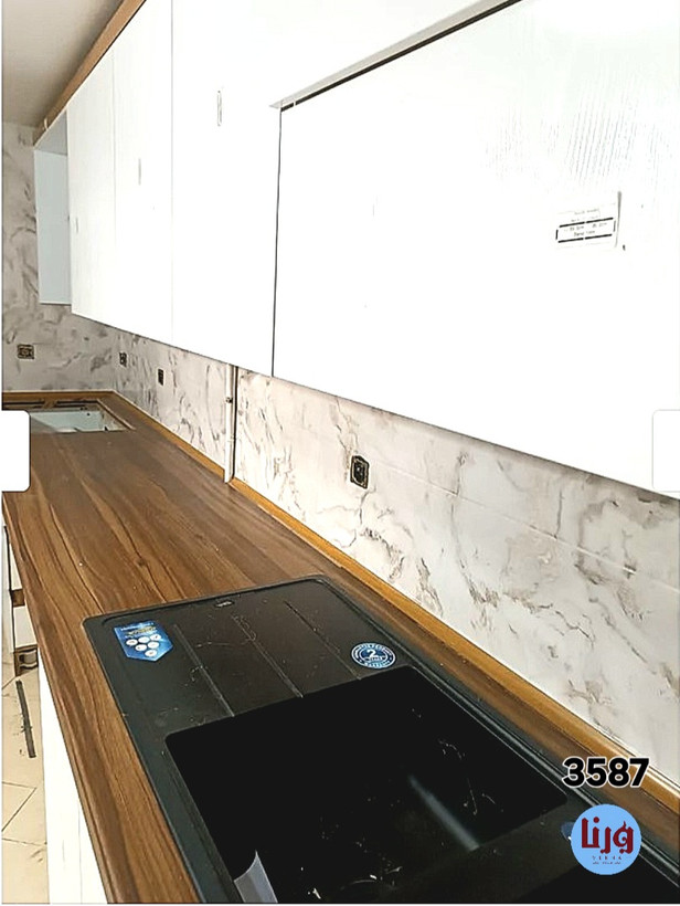 برچسب کابینت طرح سنگ هایگلاس طوسی با رگههای بژ کد 3587 | عرض 60 سانتیمتر
