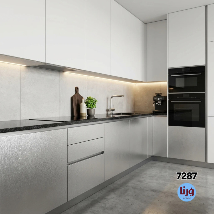 کاور کابینت با برچسب طرح چرم سیلور کد 7287 و کابینت سفید